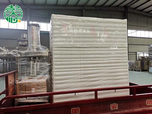 貴港豆制品設(shè)備發(fā)貨現(xiàn)場(chǎng)